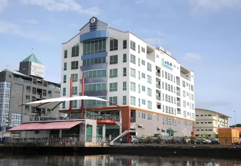 Plaza Sutera Biru Hotel Kuala Belait Zewnętrze zdjęcie