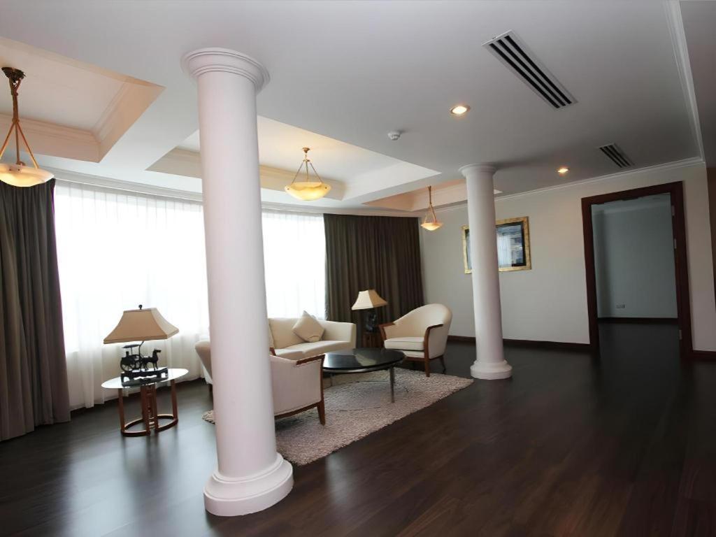Plaza Sutera Biru Hotel Kuala Belait Zewnętrze zdjęcie