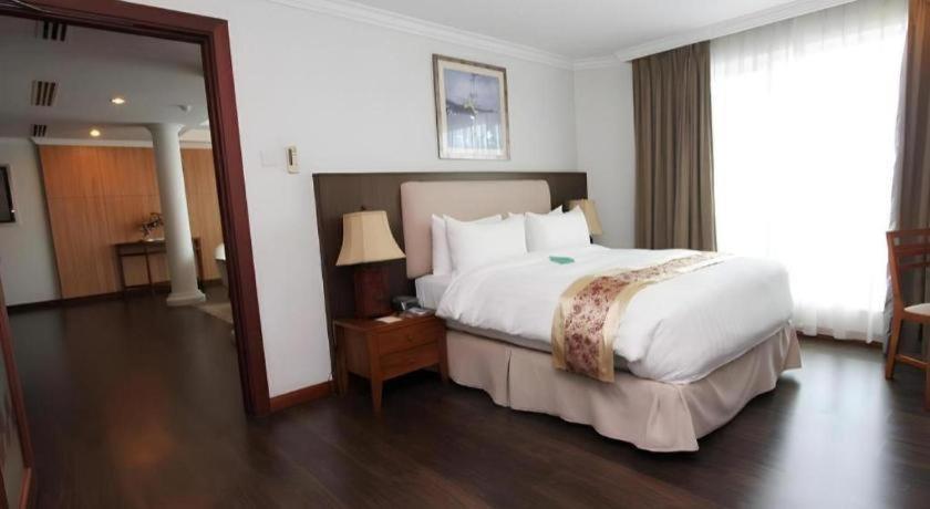 Plaza Sutera Biru Hotel Kuala Belait Zewnętrze zdjęcie